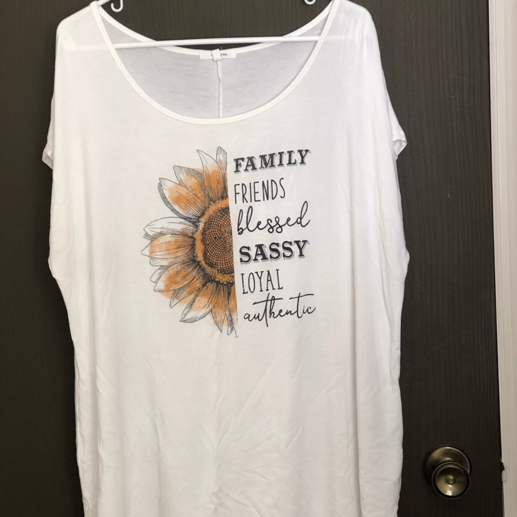 Plus Size Top Euc
